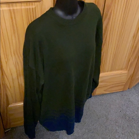 Color Block Sweater - Picture 2 of 6